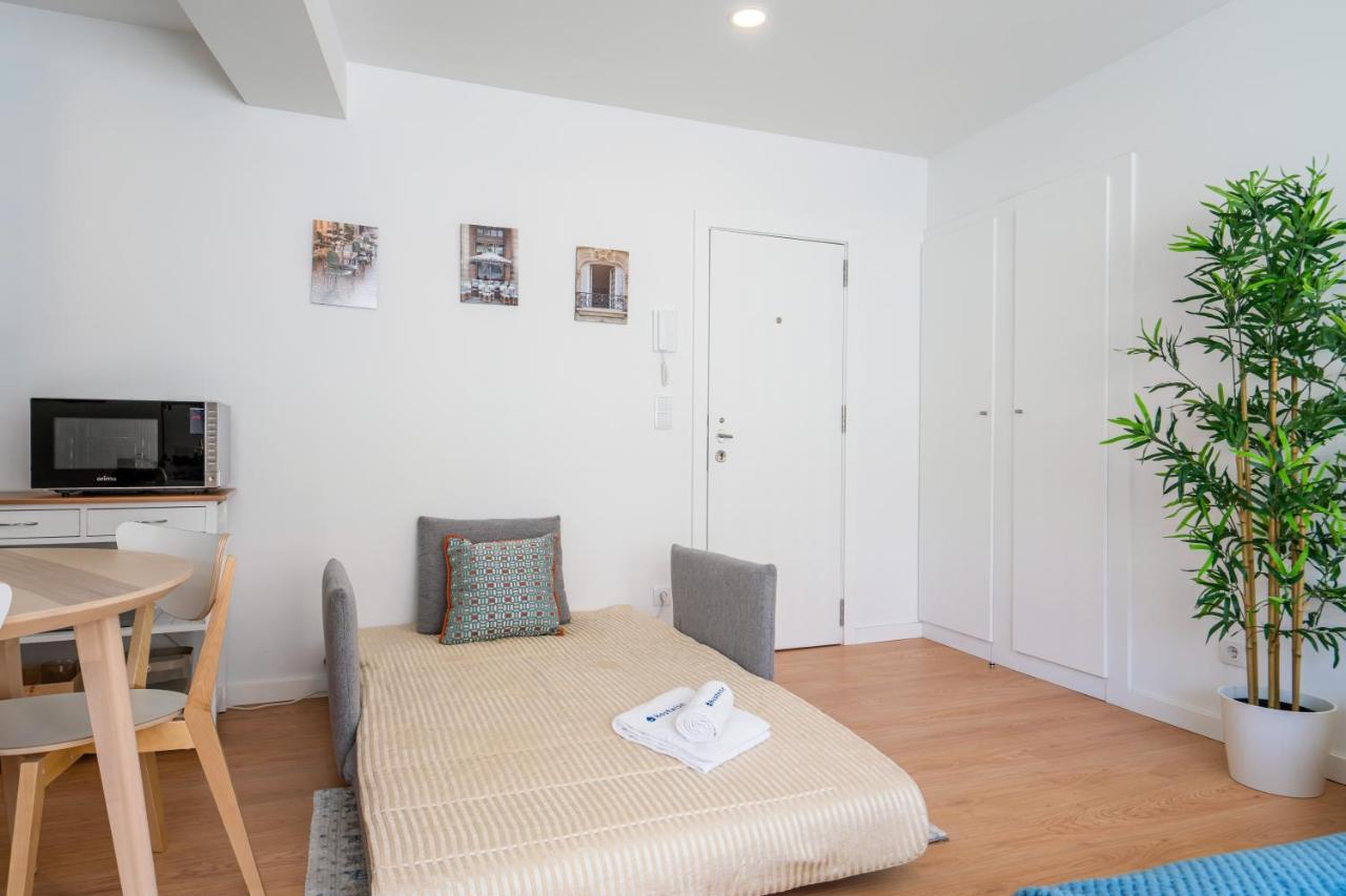 Host Wise - Comfy Sunny Flat - Prime Location Daire Porto Dış mekan fotoğraf