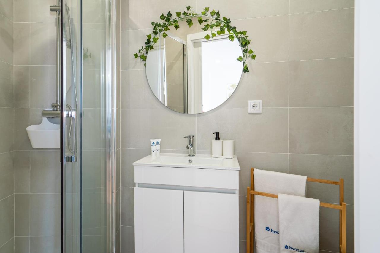 Host Wise - Comfy Sunny Flat - Prime Location Daire Porto Dış mekan fotoğraf